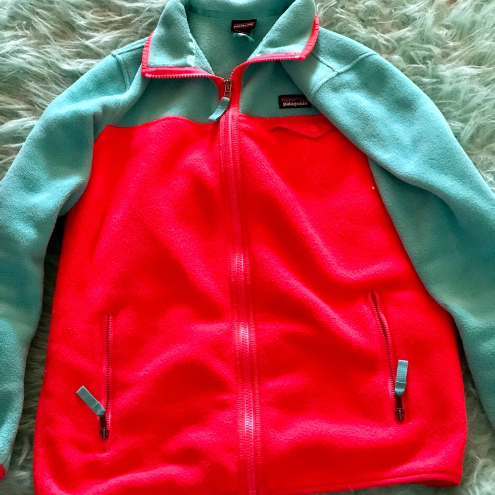 Girls Patagonia synchilla zip up